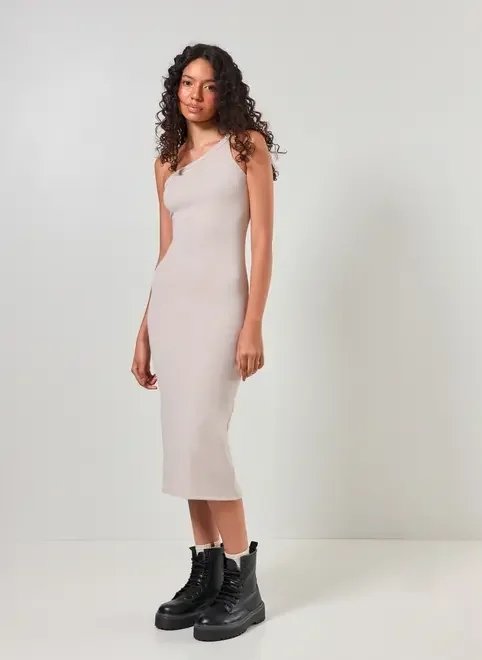 vestido midi areia ombro único vestido midi areia ombro único