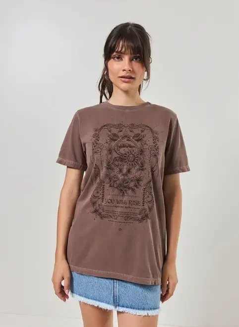 camiseta marrom estonada estampa mística camiseta marrom estonada estampa mística