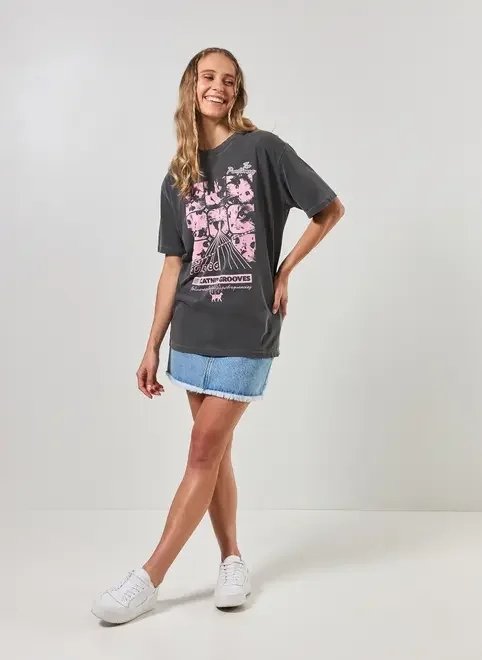 camiseta oversized estonada gatinhos camiseta oversized estonada gatinhos