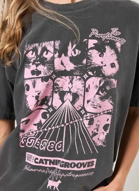 camiseta oversized estonada gatinhos camiseta oversized estonada gatinhos