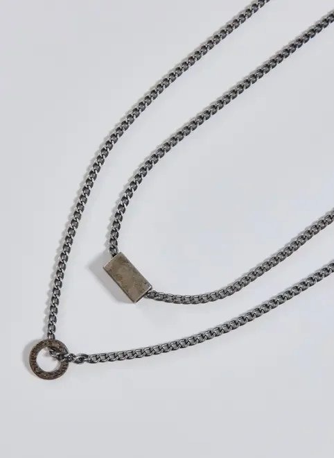 conjunto dois colares prateados envelhecidos conjunto dois colares prateados envelhecidos