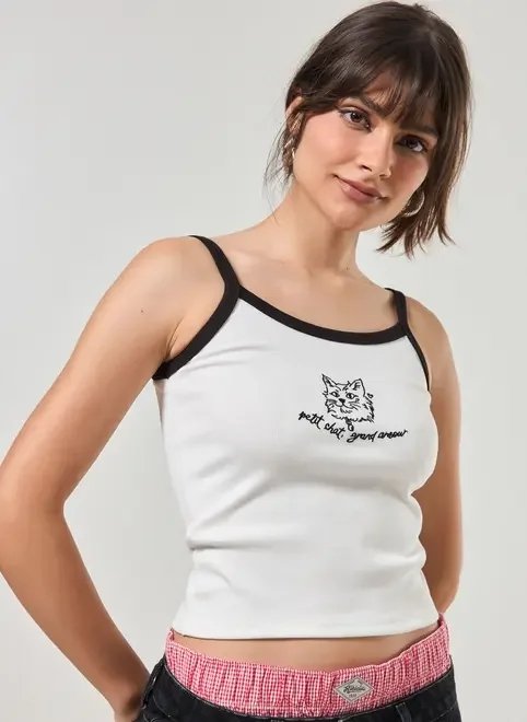 blusa off-white alcinhas pretas gato blusa off-white alcinhas pretas gato