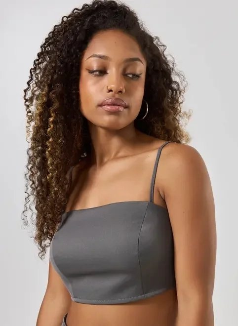 cropped reto alfaiataria chumbo cropped reto alfaiataria chumbo