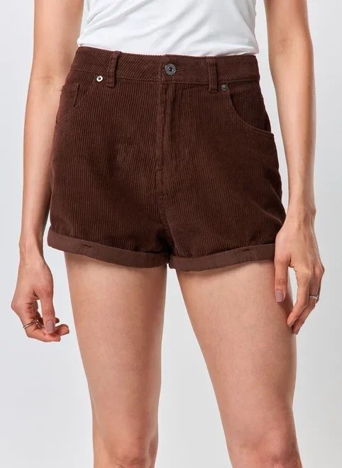 short mom em veludo cotelê short mom em veludo cotelê