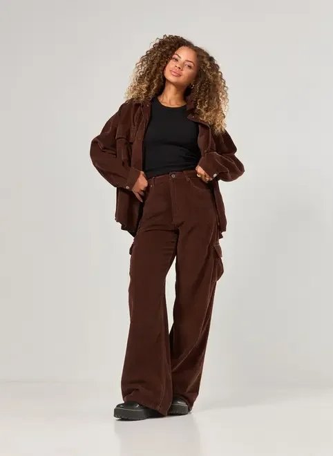 calça cargo em veludo cotelê calça cargo em veludo cotelê