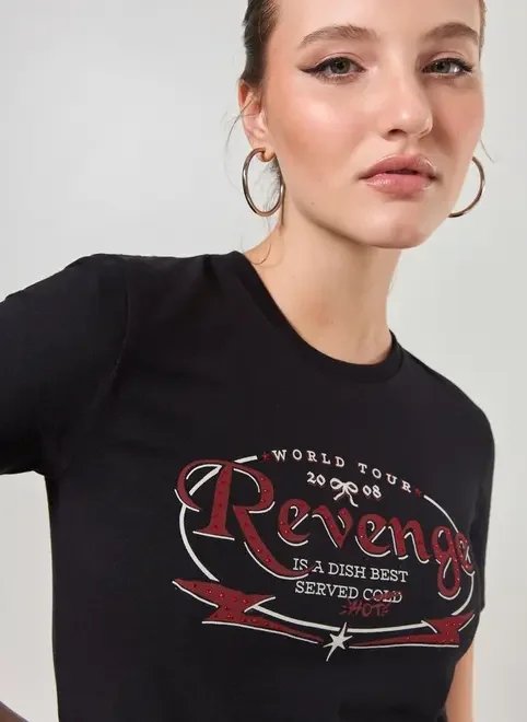 blusa preta revenge brilhos blusa preta revenge brilhos
