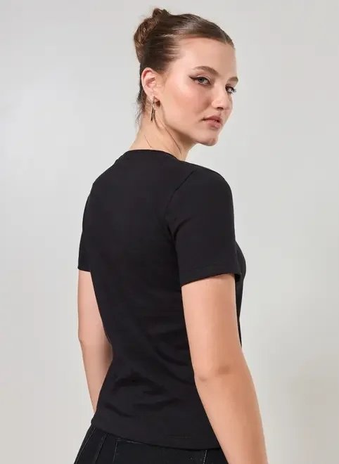 blusa preta revenge brilhos blusa preta revenge brilhos