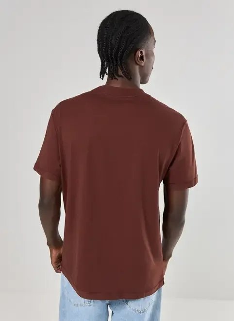 camiseta comfort costuras avessas camiseta comfort costuras avessas