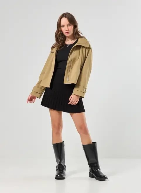 saia plissada malha retilínea preta saia plissada malha retilínea preta