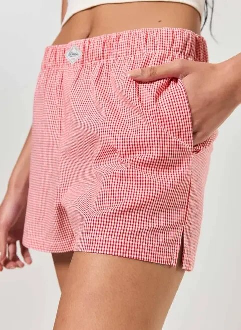 short estilo cuequinha xadrez vermelho short estilo cuequinha xadrez vermelho