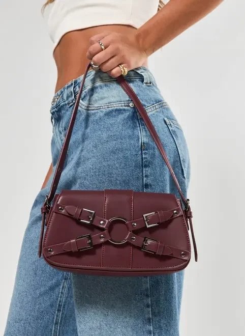 bolsa fivelas em poliuretano vinho bolsa fivelas em poliuretano vinho