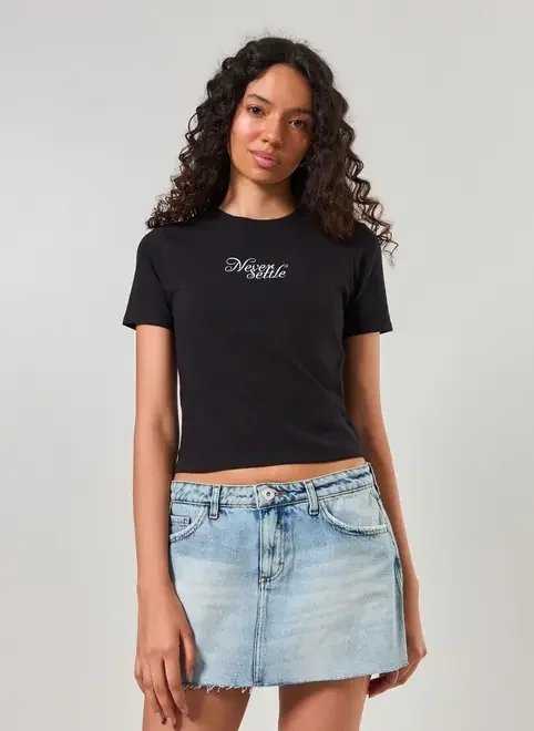 blusa mini tee escrito com glitter blusa mini tee escrito com glitter