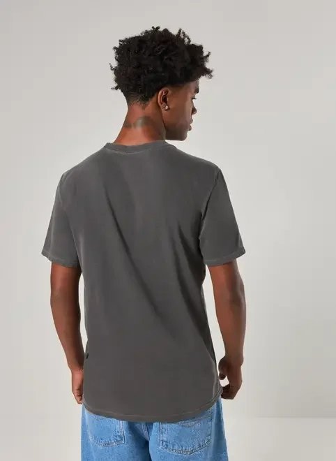 camiseta regular preta estonada fishing camiseta regular preta estonada fishing