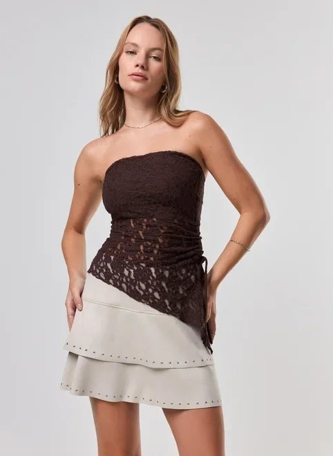 blusa em renda barra assimétrica blusa em renda barra assimétrica