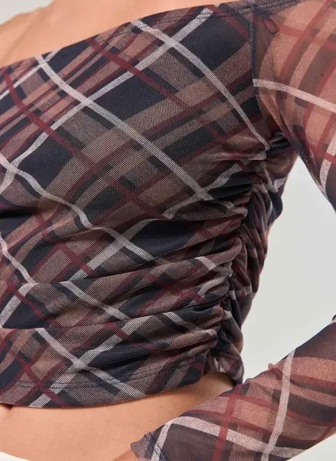 cropped manga longa ombro a ombro tule xadrez cropped manga longa ombro a ombro tule xadrez