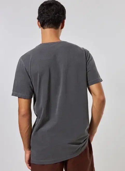 camiseta preta estonada estampa vermelha highway camiseta preta estonada estampa vermelha highway