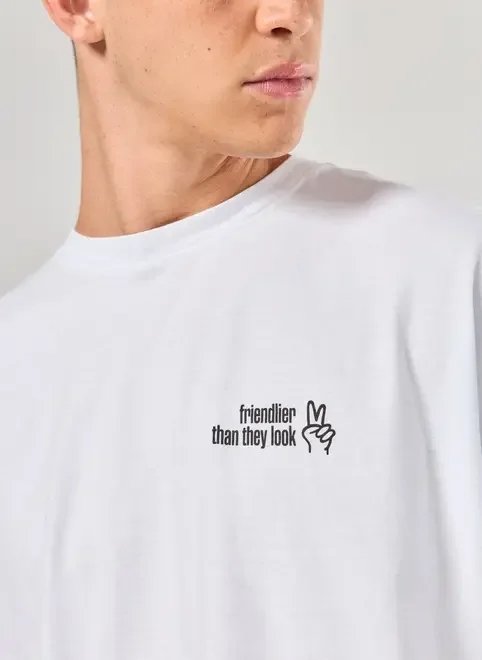 camiseta oversized branca pets camiseta oversized branca pets