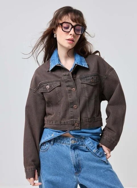 jaqueta jeans cropped com bolso jaqueta jeans cropped com bolso