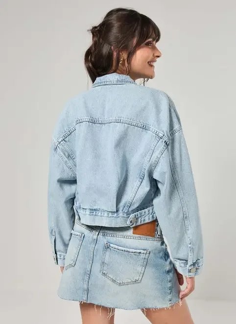 jaqueta jeans cropped com bolso jaqueta jeans cropped com bolso
