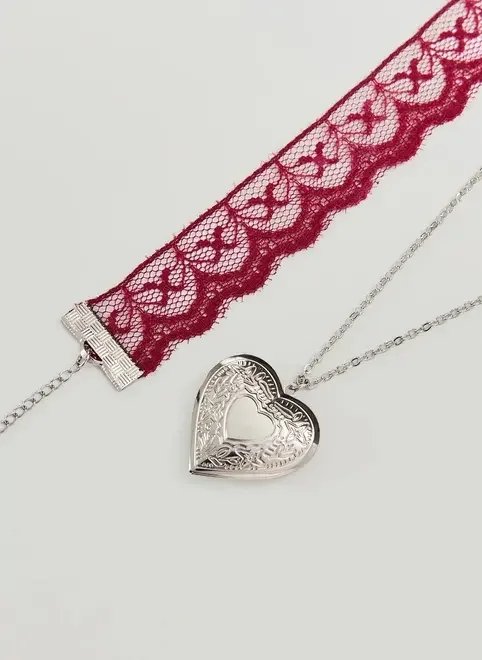 conjunto choker e relicário prateado conjunto choker e relicário prateado