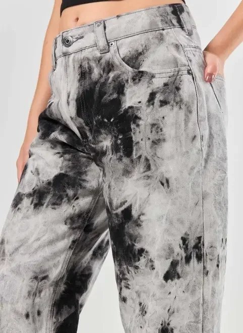 calça jeans wide leg tie dye calça jeans wide leg tie dye