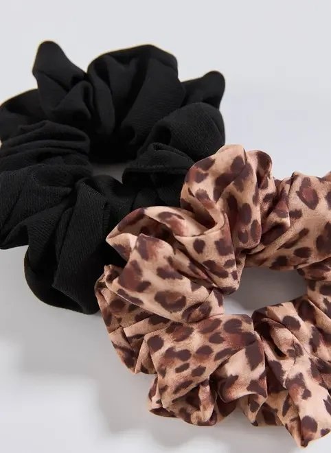 conjunto 2 scrunchies preto e oncinha conjunto 2 scrunchies preto e oncinha