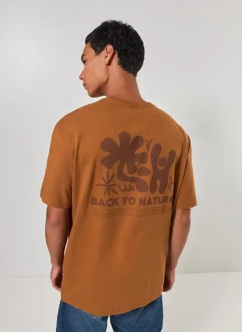 camiseta regular estampa desert camiseta regular estampa desert