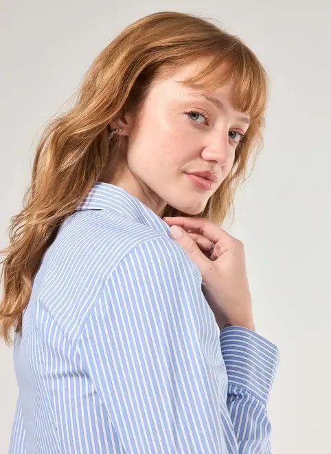 camisa acinturada azul listrada camisa acinturada azul listrada