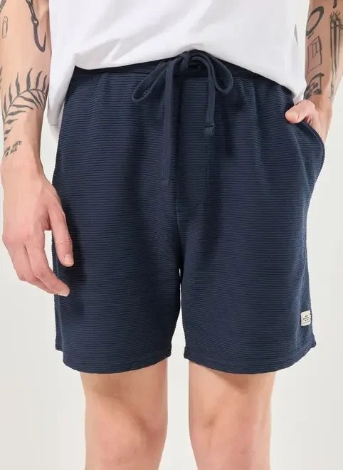 bermuda texturizada azul-marinho bermuda texturizada azul-marinho