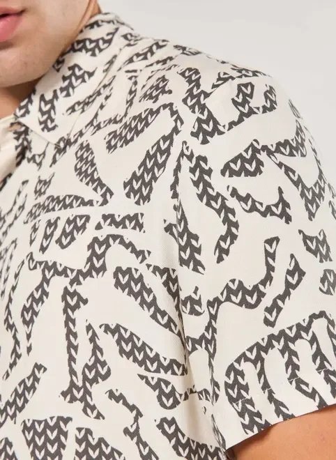 camisa regular estampa orgânica camisa regular estampa orgânica