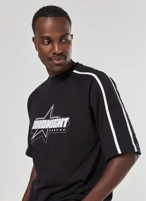 camiseta oversized preta midnight camiseta oversized preta midnight
