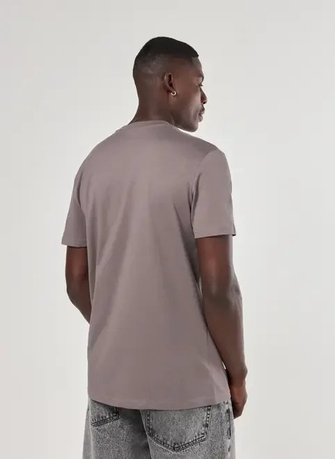 camiseta regular chumbo connect camiseta regular chumbo connect