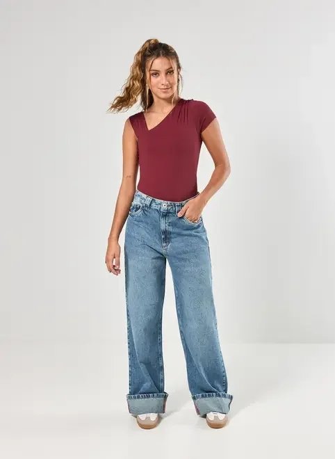 body poliamida mangas assimétricas body poliamida mangas assimétricas