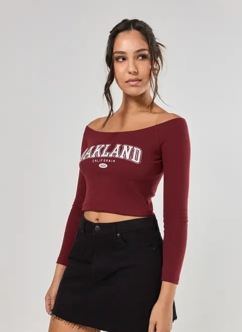 cropped manga longa ombro a ombro vinho cropped manga longa ombro a ombro vinho