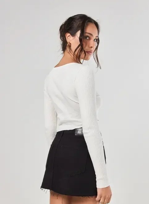 cropped manga longa canelada assimétrica cropped manga longa canelada assimétrica