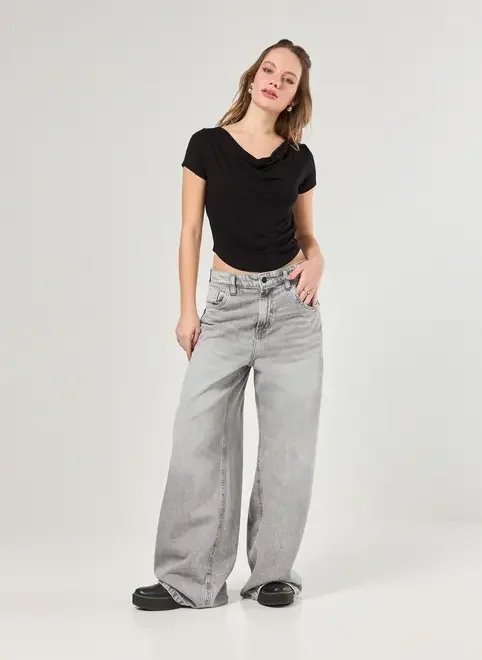 blusa preta decote degagê blusa preta decote degagê