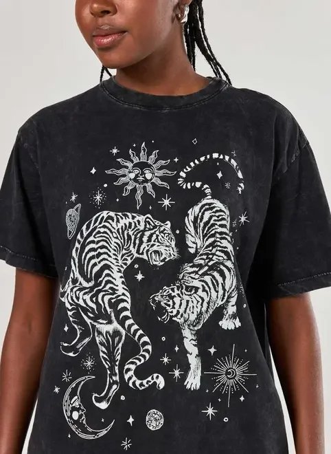 camiseta oversized marmorizada tigres camiseta oversized marmorizada tigres