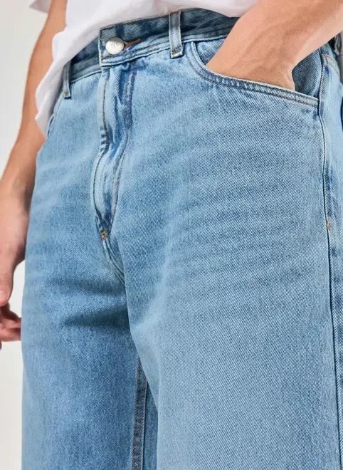 calça oversized em jeans circular calça oversized em jeans circular