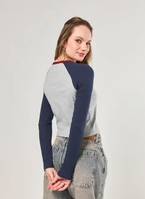 blusa manga longa raglan azul e mescla blusa manga longa raglan azul e mescla