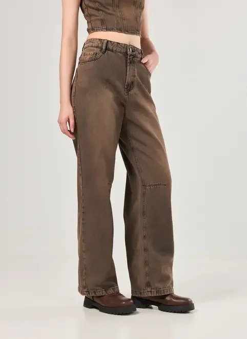 calça wide leg em jeans marrom calça wide leg em jeans marrom