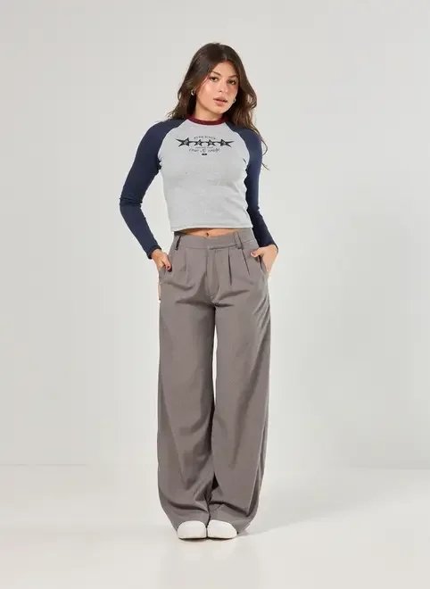 calça alfaiataria cinza com pregas calça alfaiataria cinza com pregas