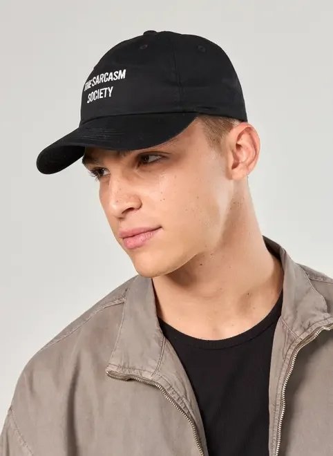 boné preto sarcasm boné preto sarcasm
