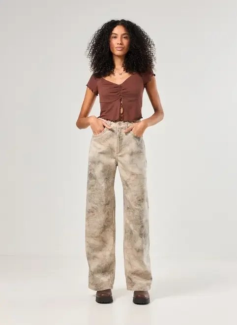 calça wide leg sarja estampada calça wide leg sarja estampada