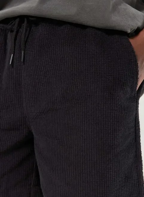 bermuda short em veludo cotelê bermuda short em veludo cotelê