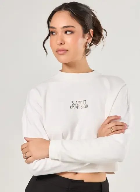 blusa em suedine estampa zodíaco blusa em suedine estampa zodíaco