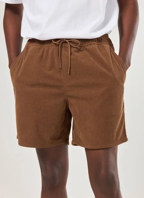 bermuda em veludo cotelê bermuda em veludo cotelê