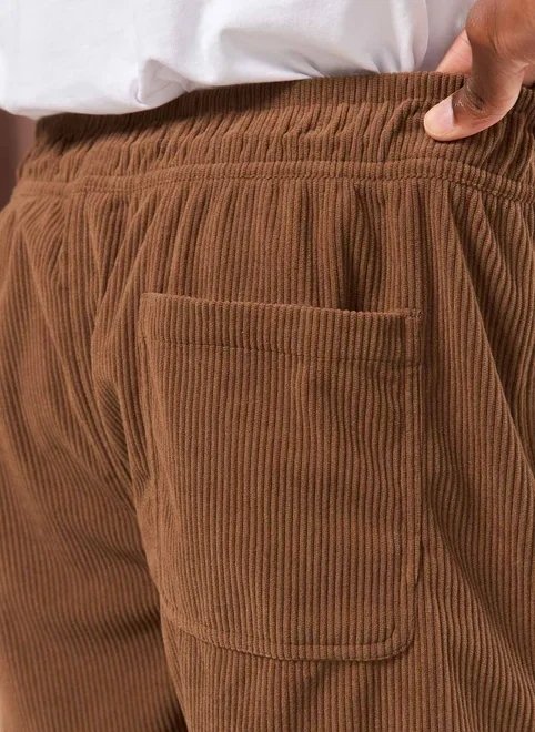 bermuda em veludo cotelê bermuda em veludo cotelê