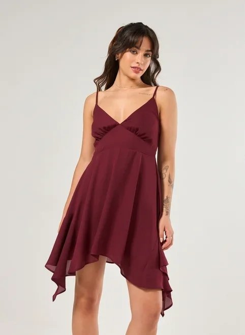 vestido curto com pontas vestido curto com pontas