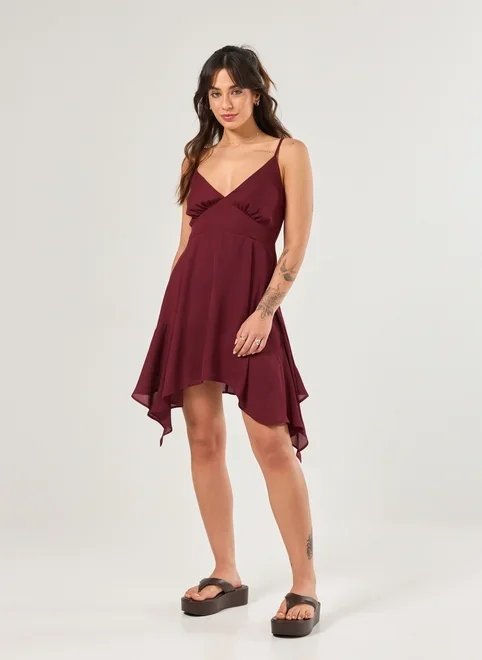 vestido curto com pontas vestido curto com pontas