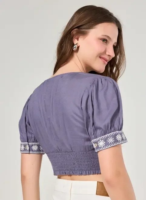 cropped manga bufante bordado cropped manga bufante bordado